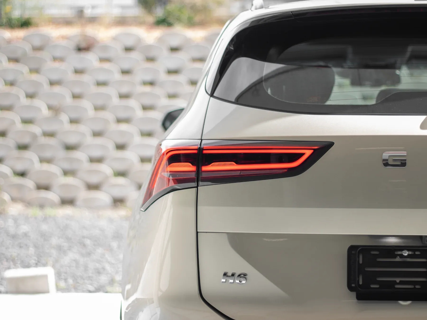 2026 Haval H6 Hybrid Luxury - Image 7