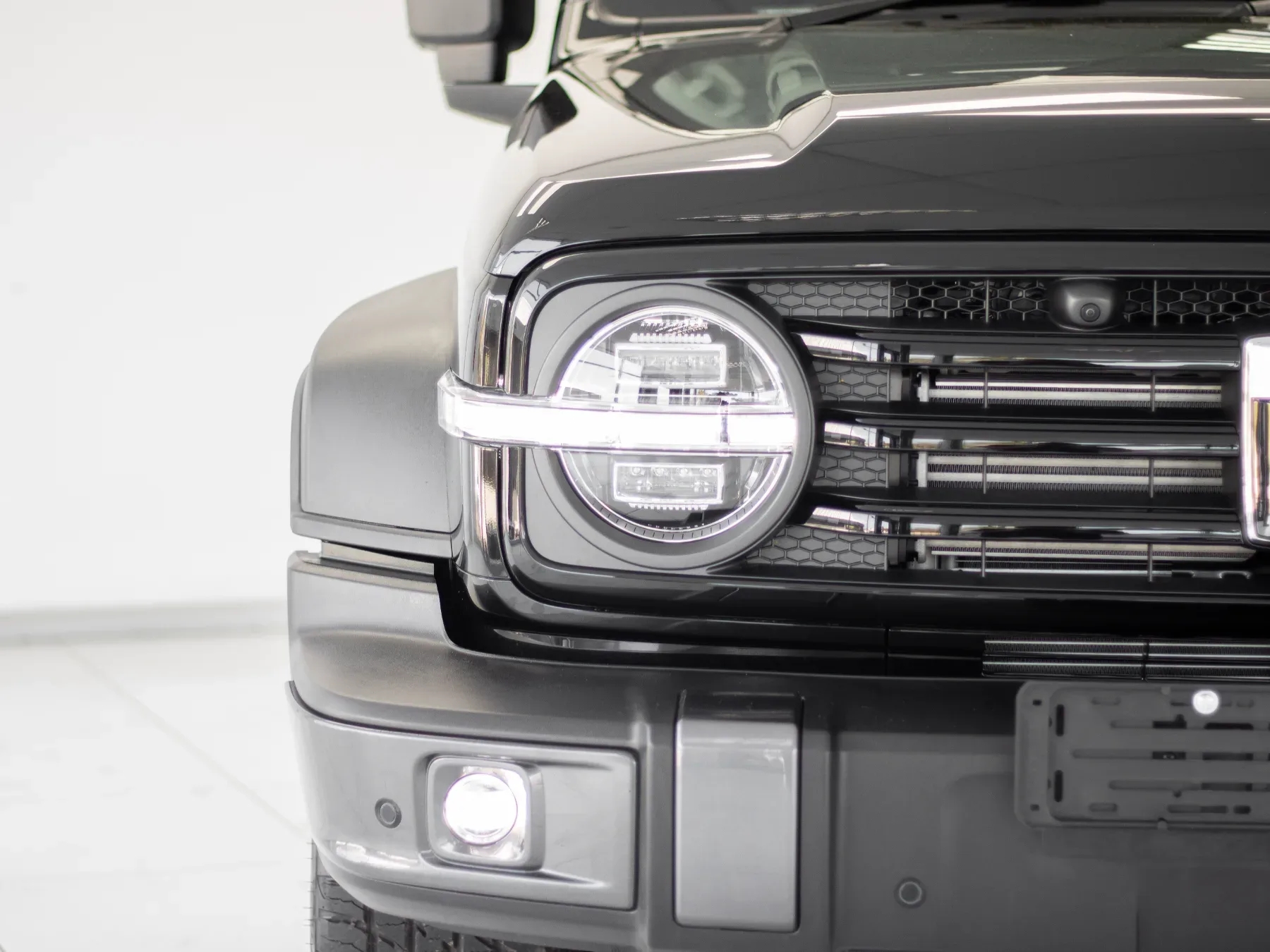 2026 GWM Tank 300 2.4T Luxury 4x2 - Image 3
