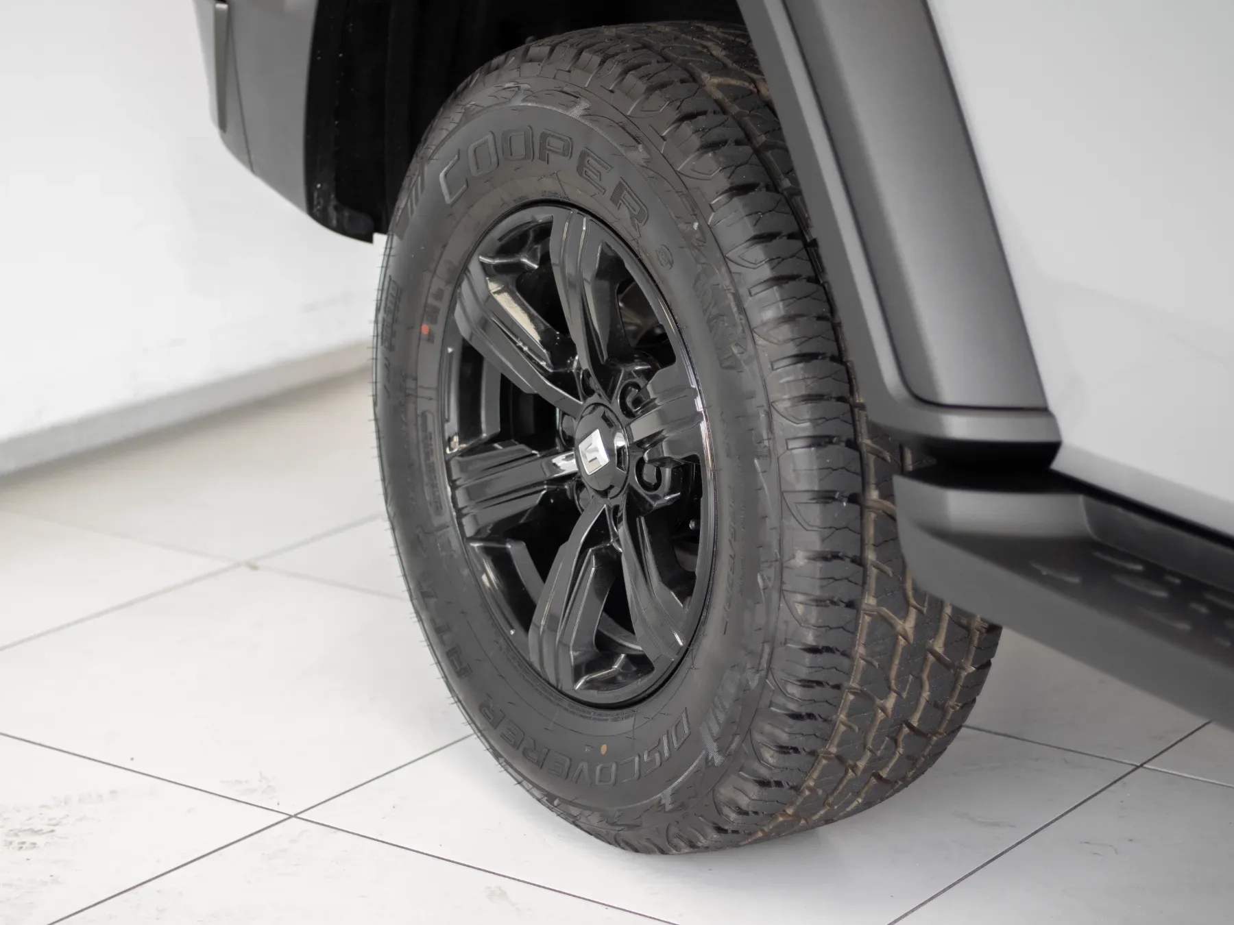 2026 GWM Tank 300 2.4T Super Luxury 4x4 - Image 7