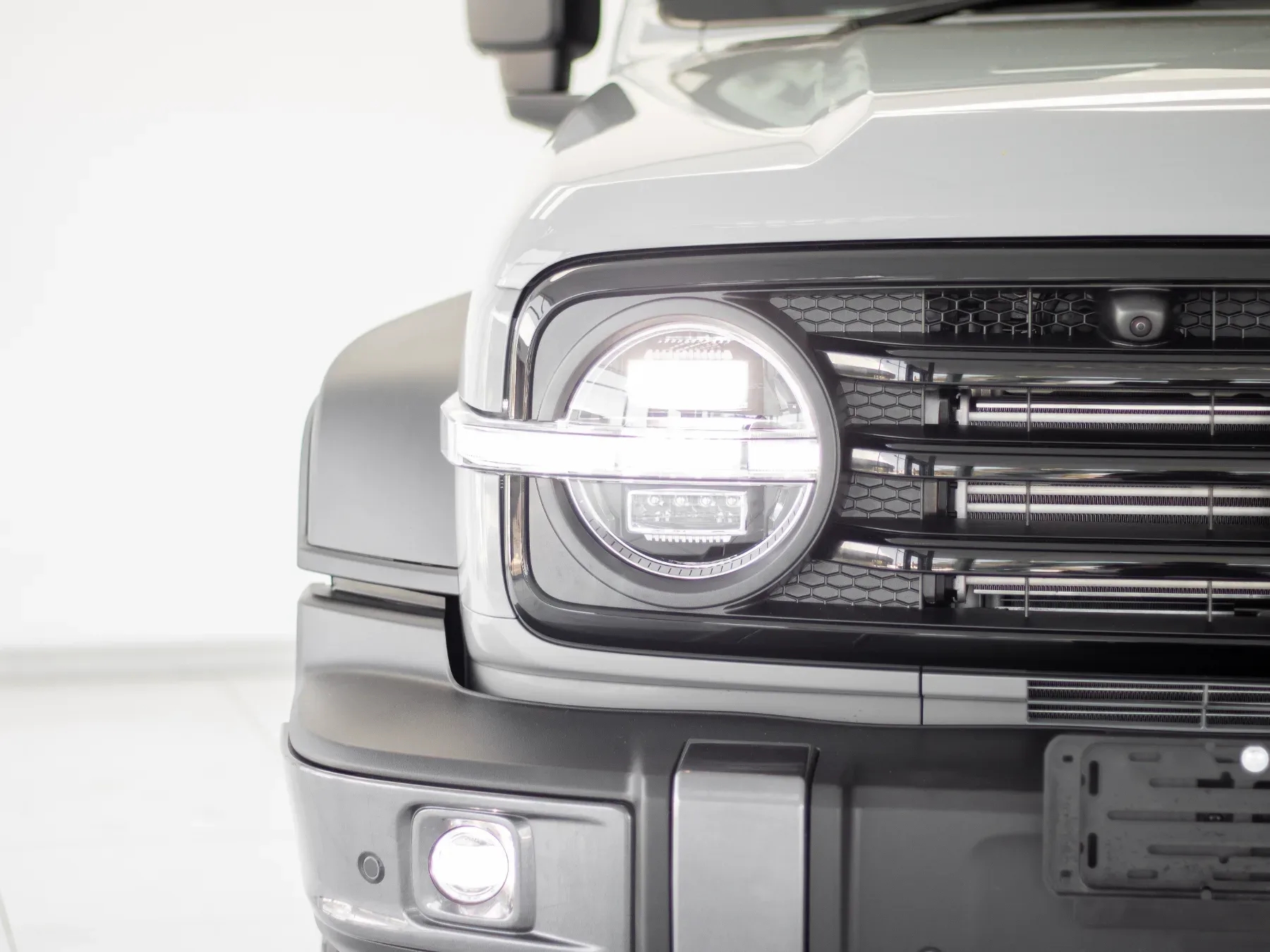 2026 GWM Tank 300 2.4T Super Luxury 4x4 - Image 3