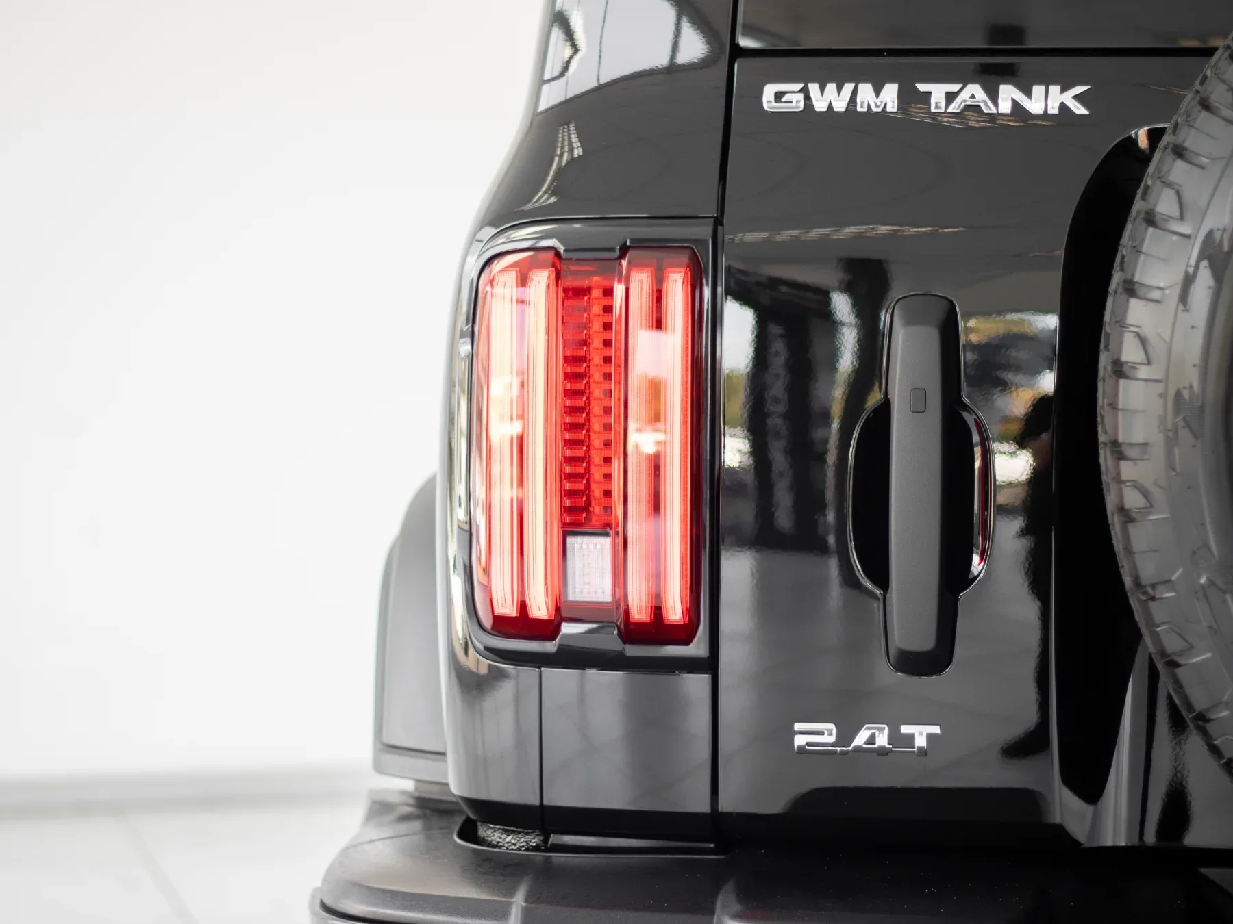 2026 GWM Tank 300 2.4T Super Luxury 4x4 - Image 5