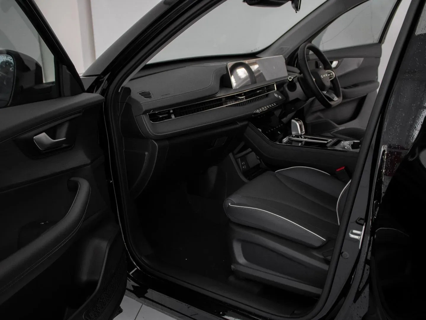 2026 Chery Tiggo Cross Comfort HEV - Image 14