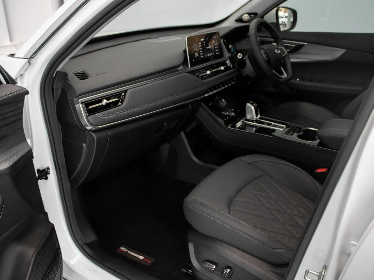 2026 Chery Tiggo 8 Pro Executive + - Image 14