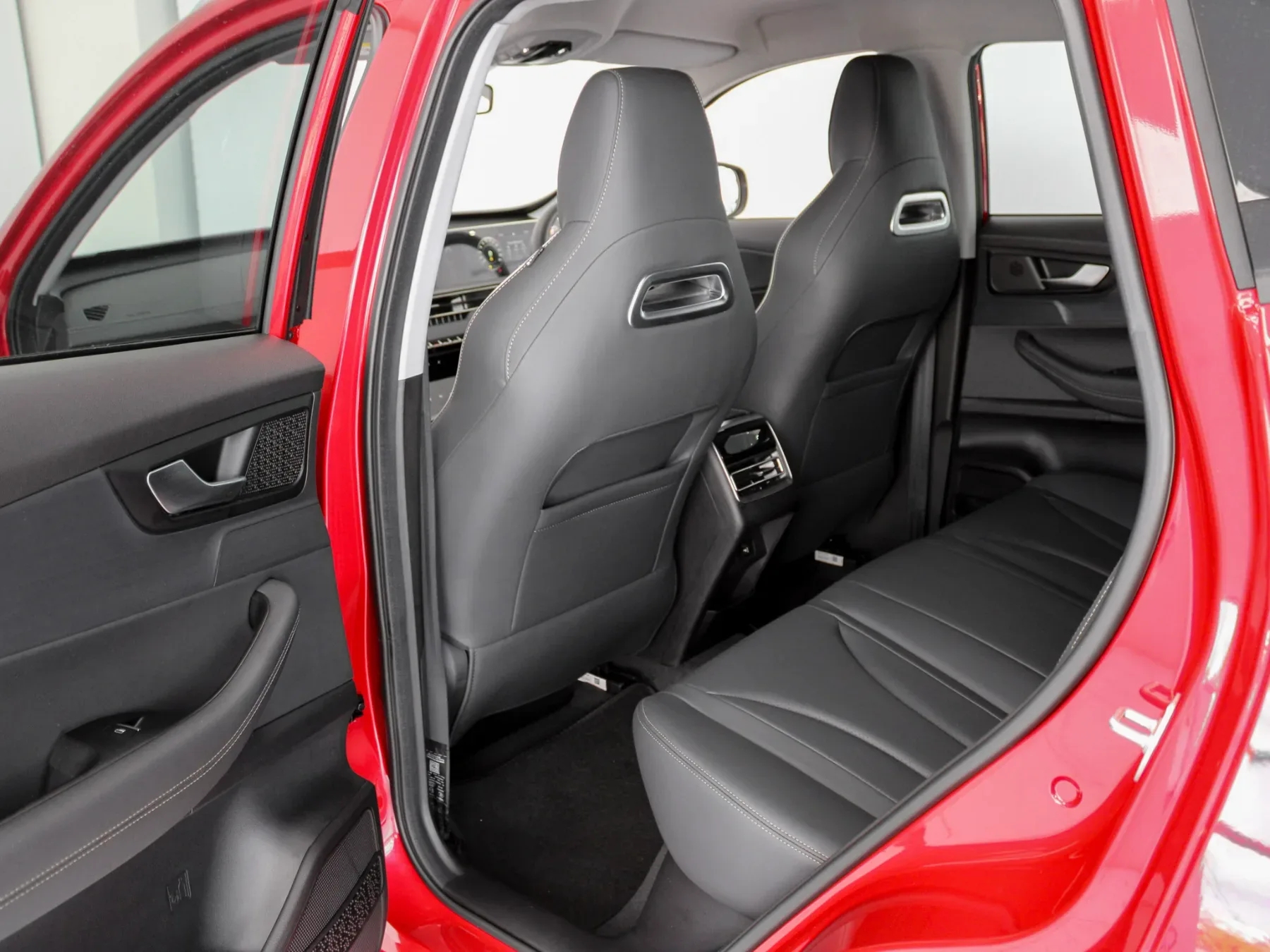 2026 Chery Tiggo Cross ME - Image 12