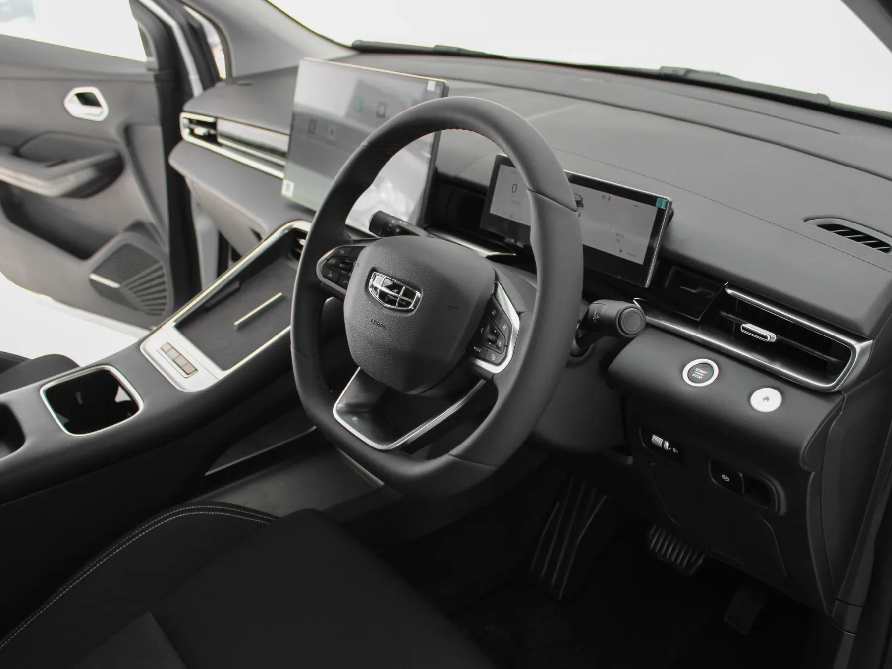 2026 Geely Coolray Nova - Image 12