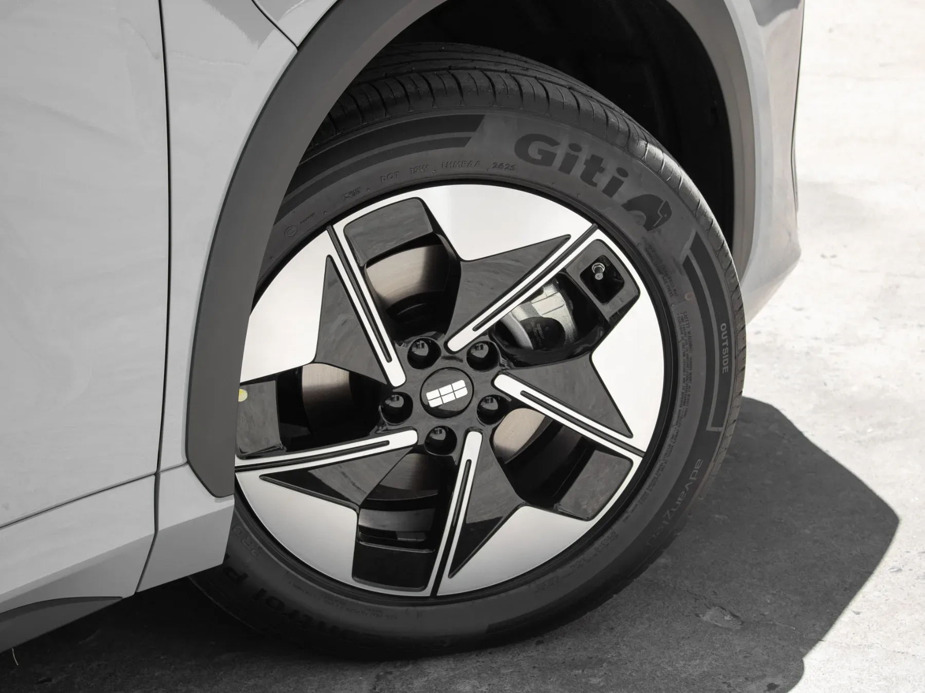 2026 Geely E5 Apex Plus - Image 8