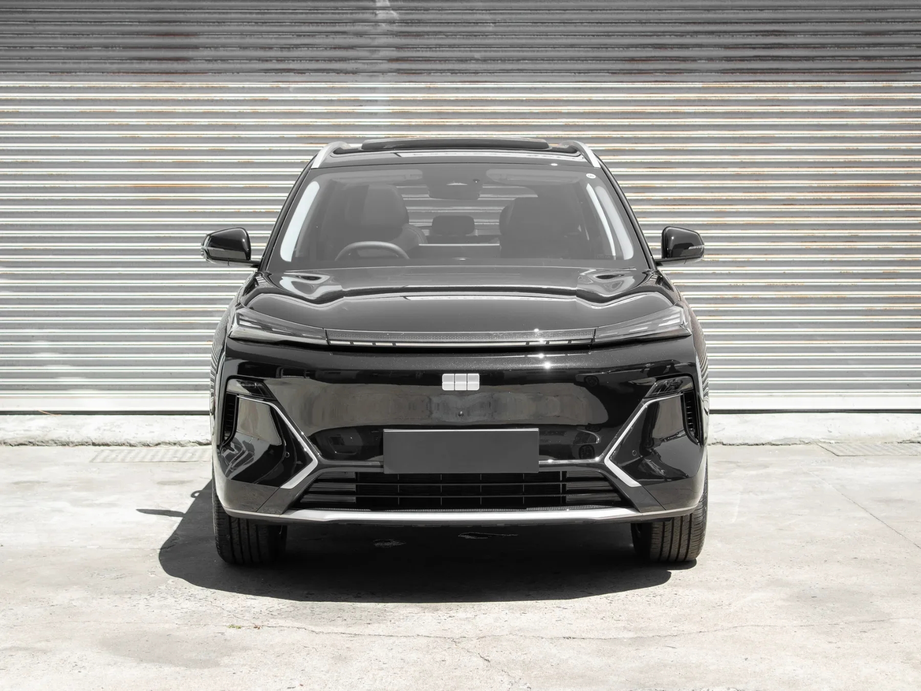 2026 Geely EM5 EM-i Apex - Image 2