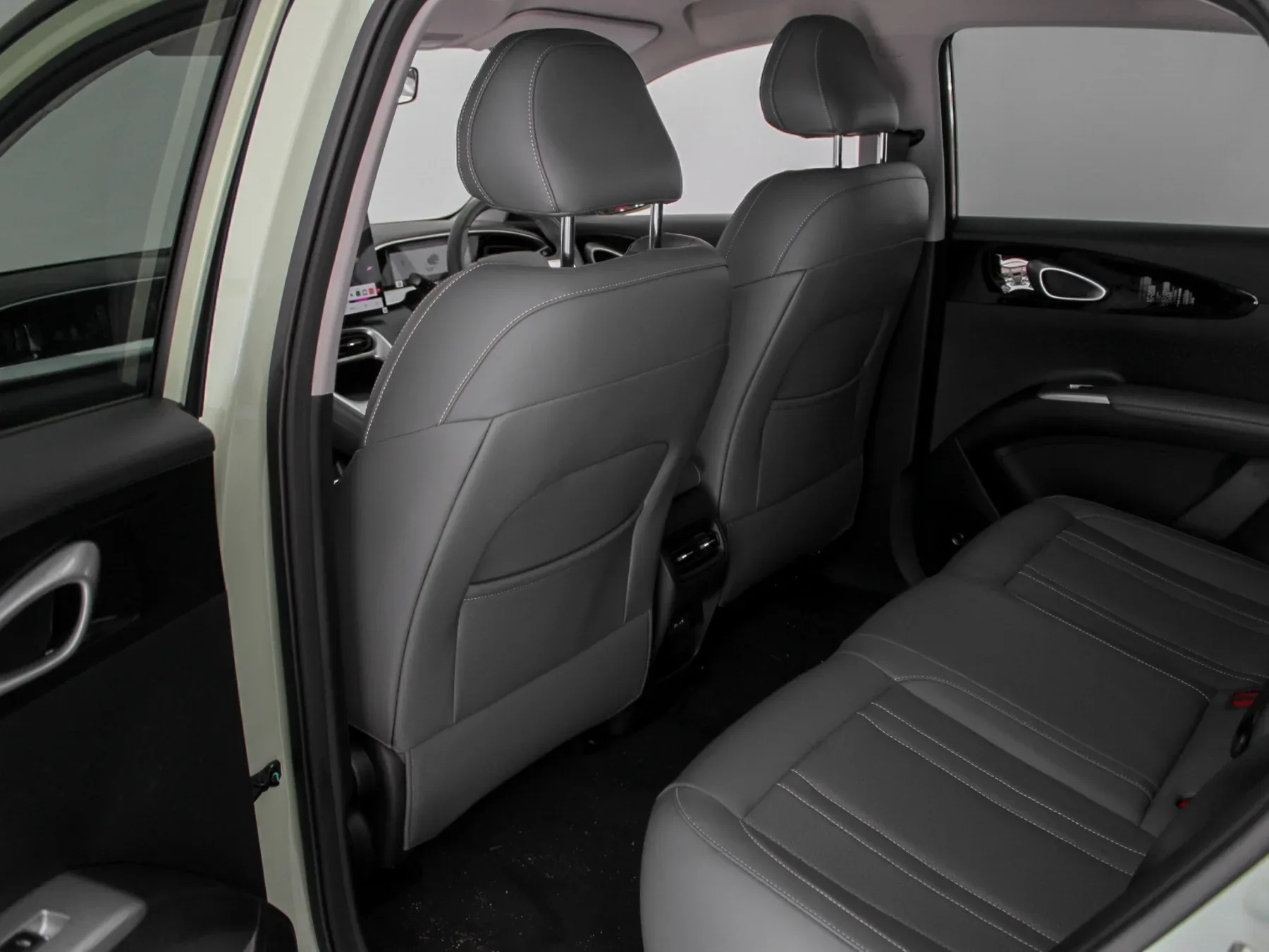 2026 Geely E2 Apex - Image 10