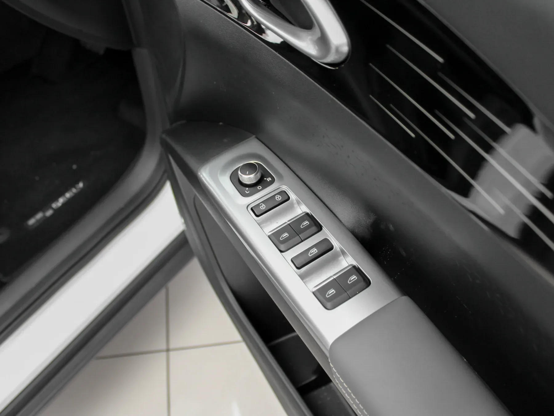 2026 Geely E2 Aspire - Image 16