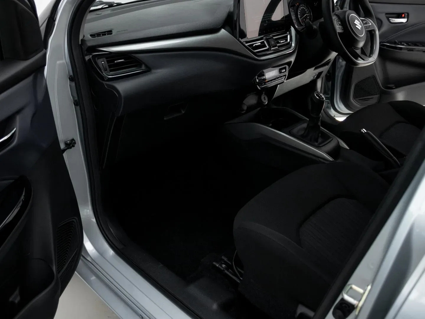 2026 Suzuki Baleno GLX MT - Image 16