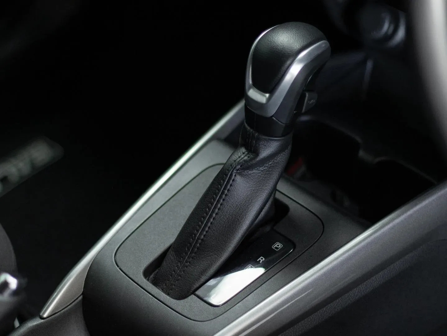 2026 Suzuki Baleno GLX AT - Image 10