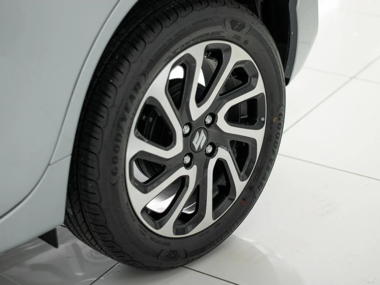 2026 Suzuki Baleno GLX AT - Image 8