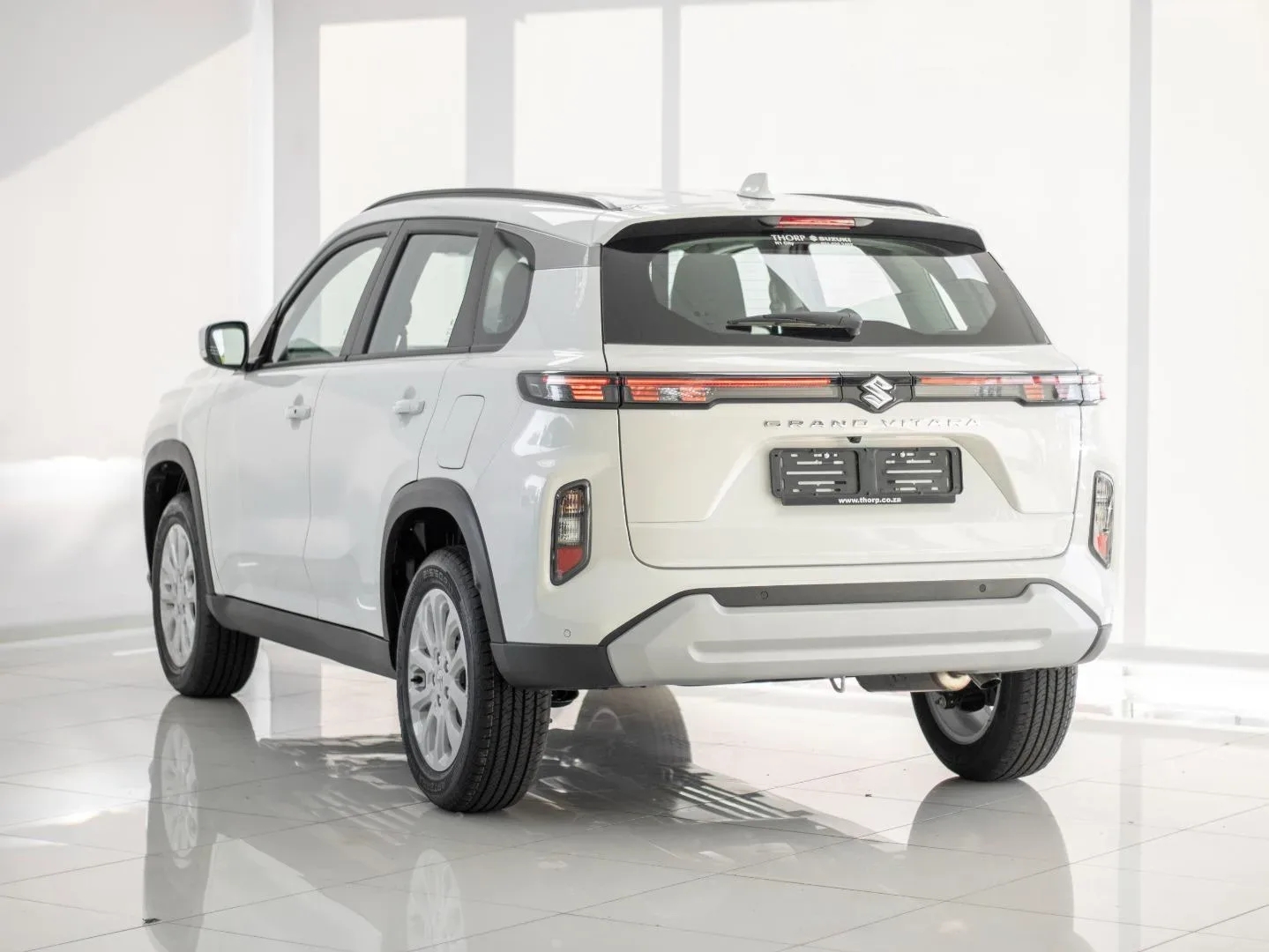 2026 Suzuki Grand Vitara GL AT - Image 6