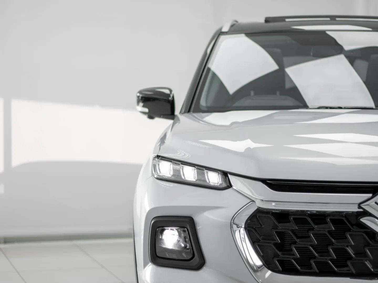 2026 Suzuki Grand Vitara GLX AT - Image 3