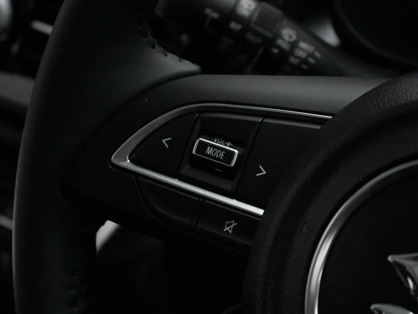 2026 Suzuki Grand Vitara GLX AT - Image 10