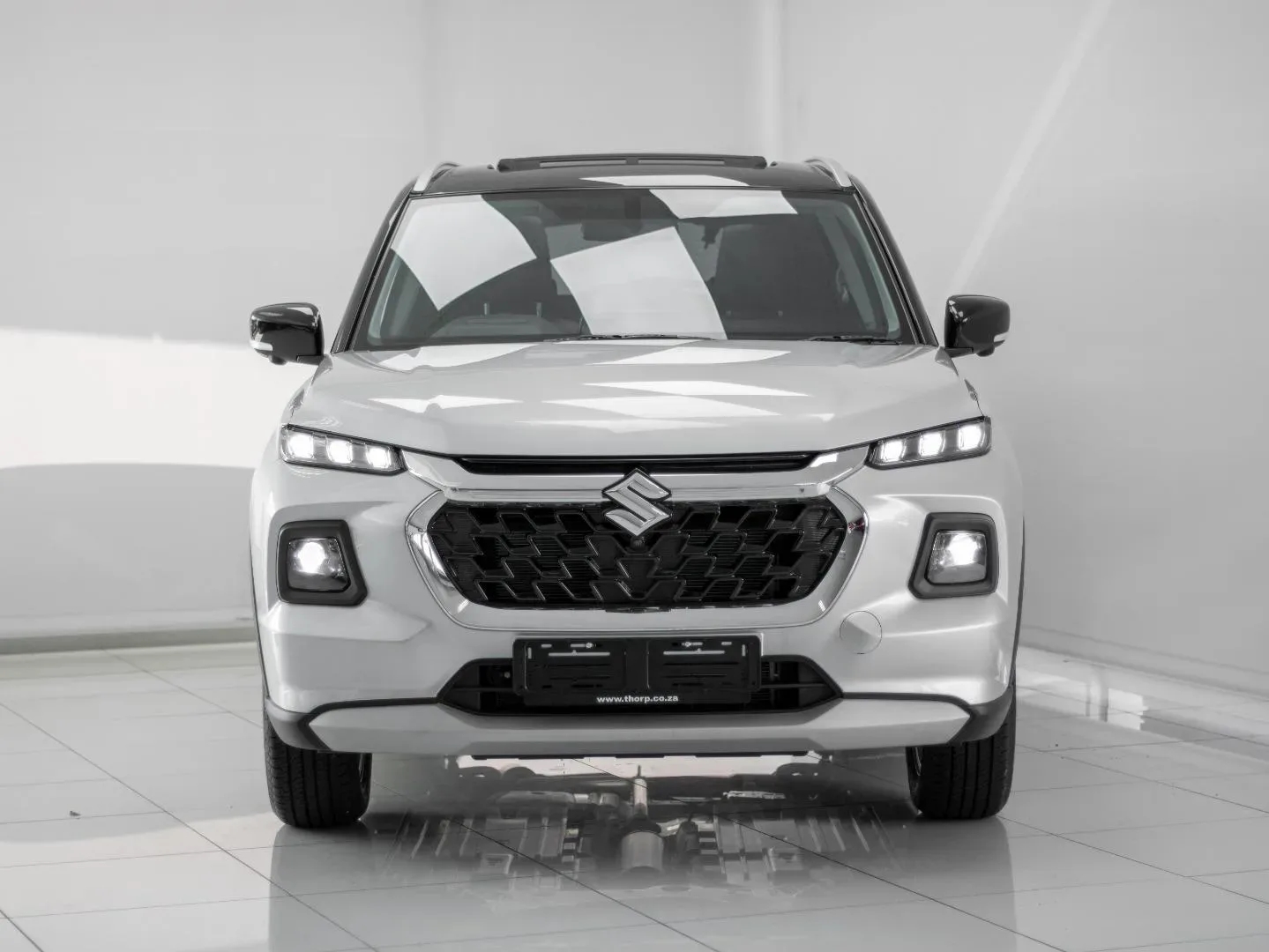 2026 Suzuki Grand Vitara GLX AT - Image 2