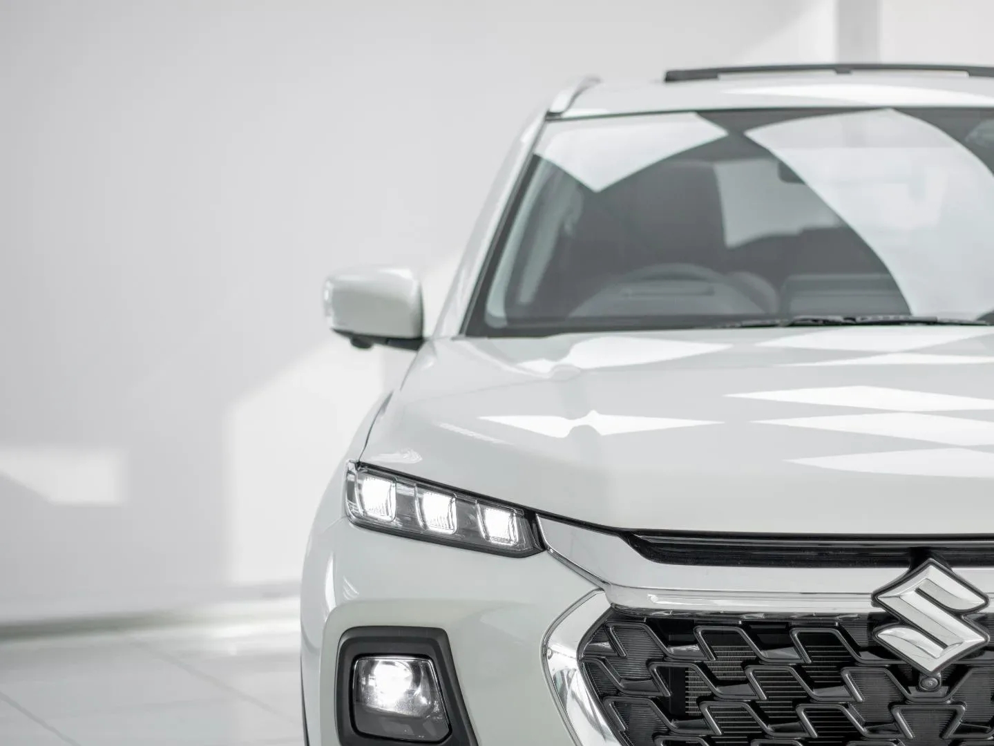 2026 Suzuki Grand Vitara GLX AT - Image 3
