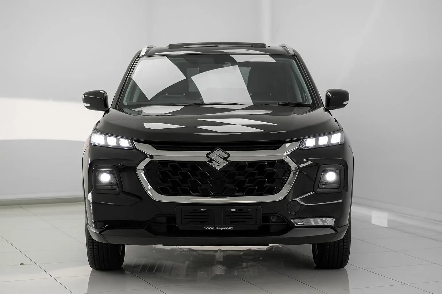 2026 Suzuki Grand Vitara GLX AT - Image 2