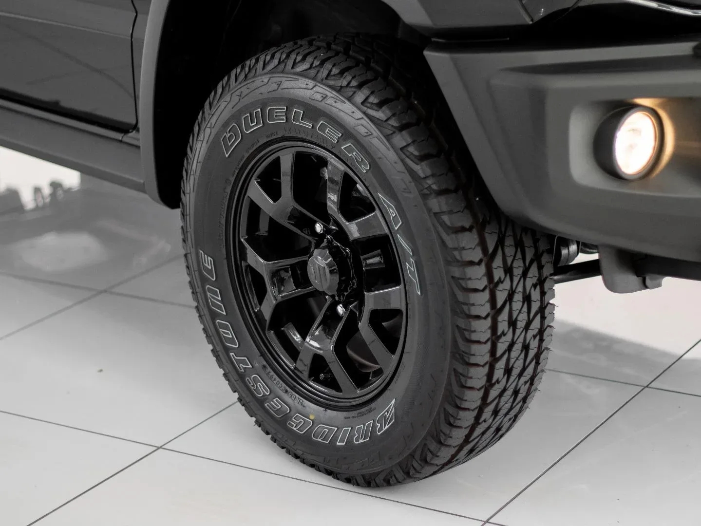 2026 Suzuki Jimny GLX AT - Image 6