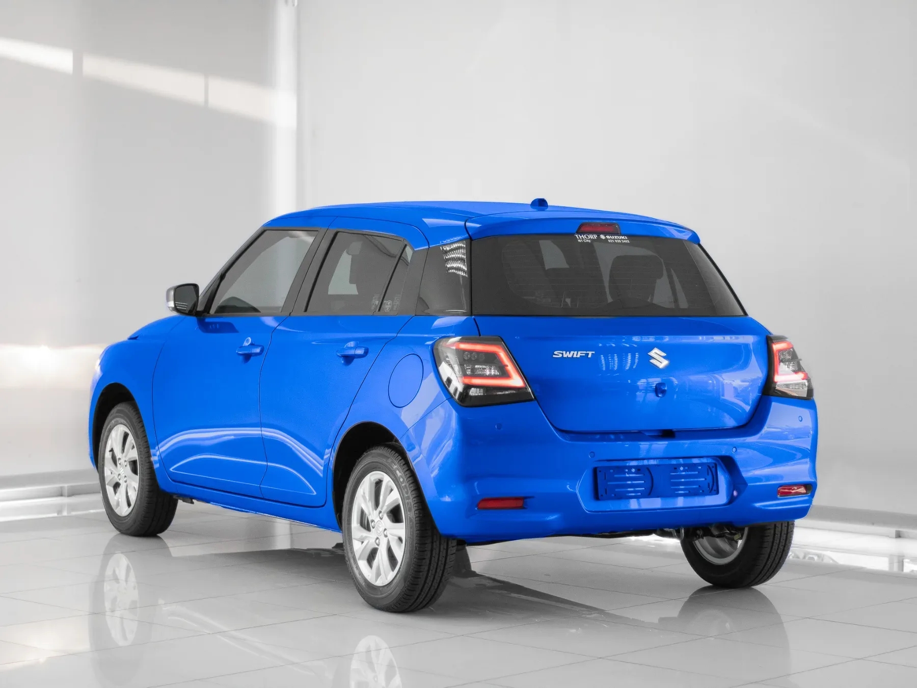 2026 Suzuki Swift GL+ MT - Image 4