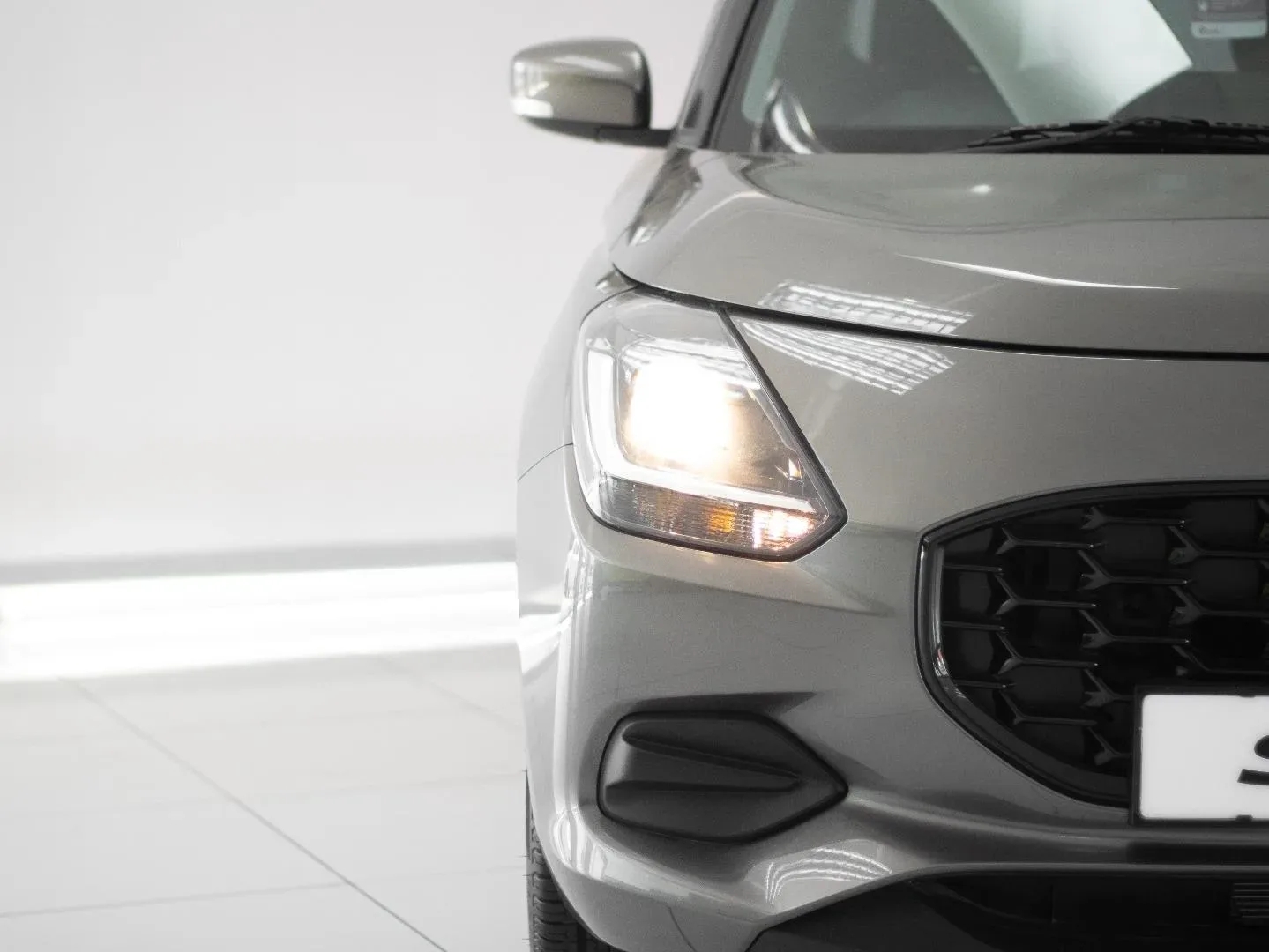 2026 Suzuki Swift GL+ CVT - Image 2