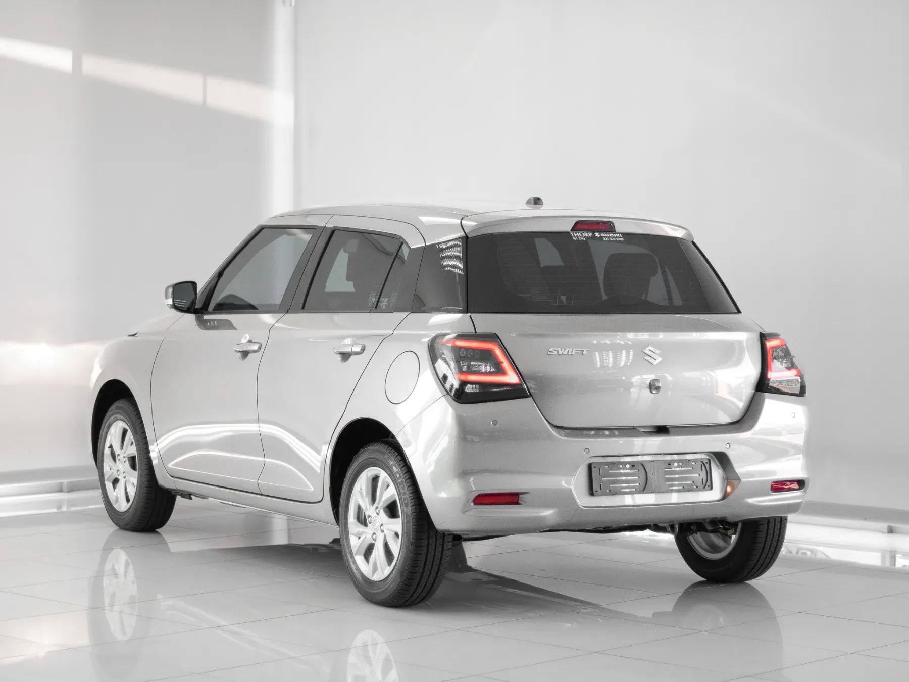 2026 Suzuki Swift GL+ CVT - Image 4