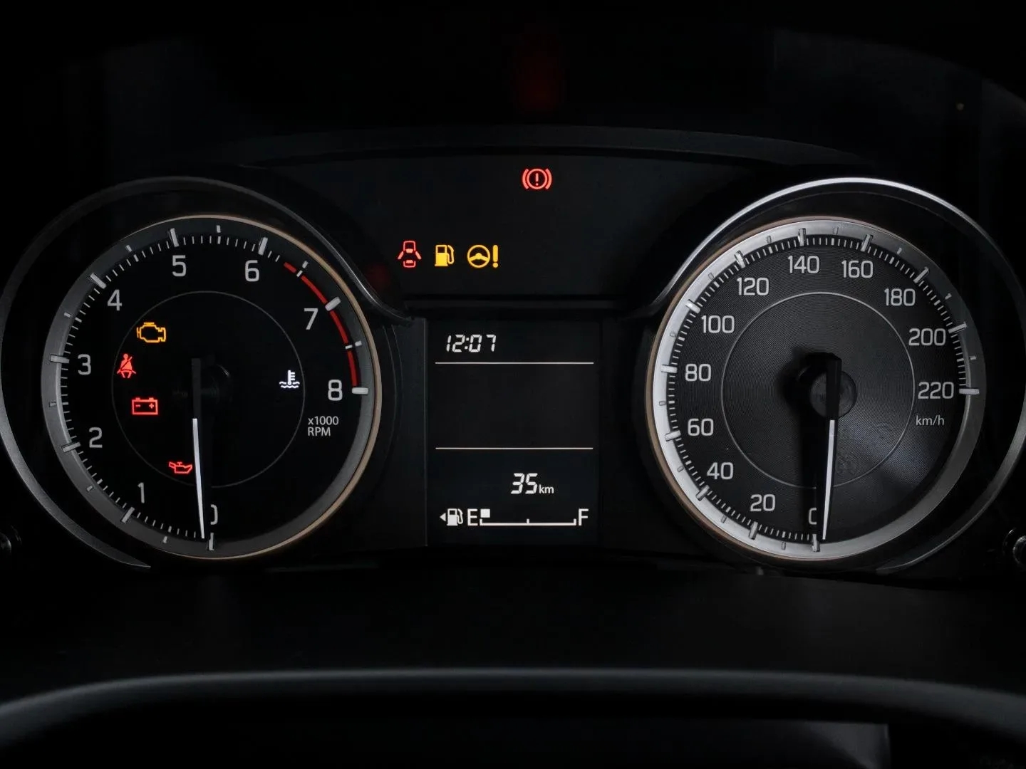 2026 Suzuki Ertiga GA MT - Image 10