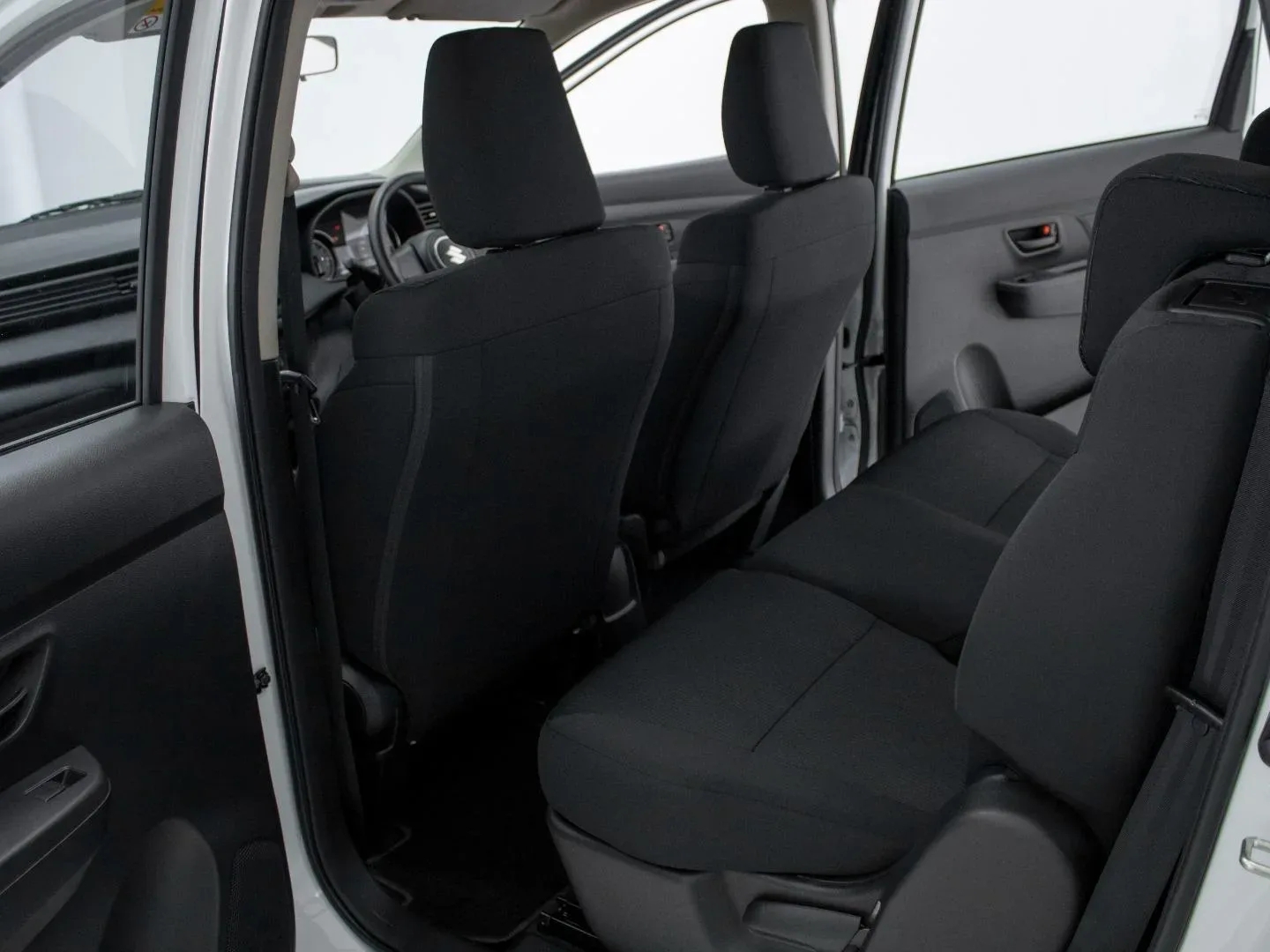 2026 Suzuki Ertiga GA MT - Image 14