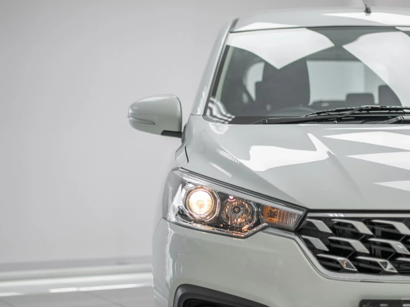 2026 Suzuki Ertiga GL AT - Image 3