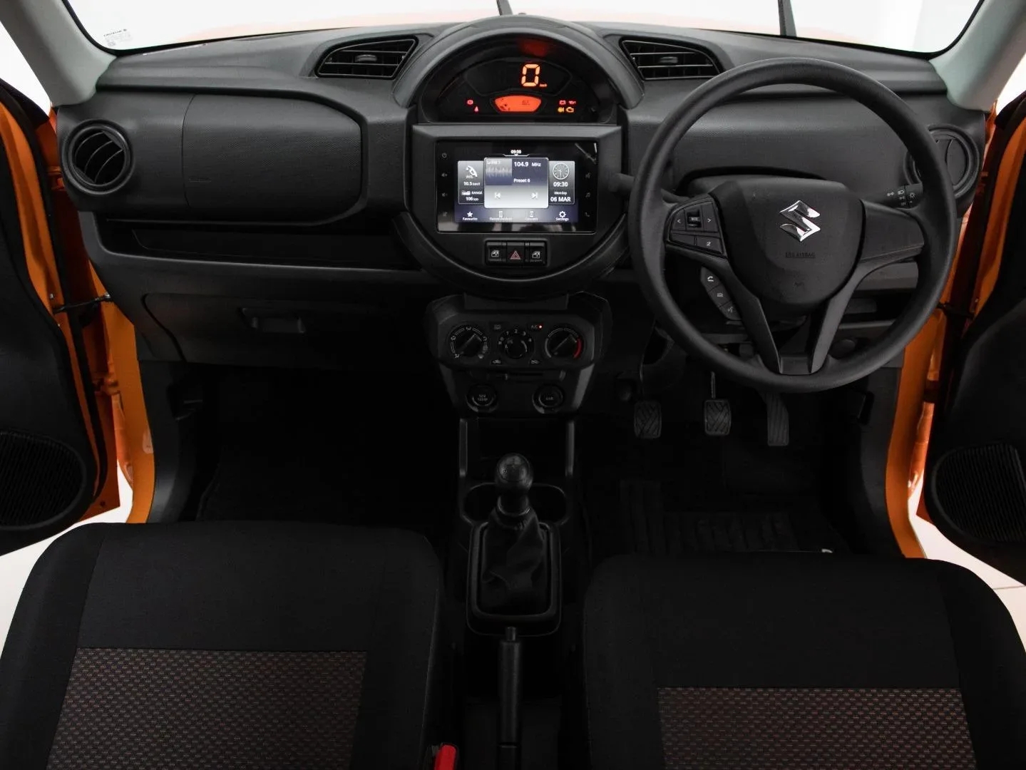 2026 Suzuki S-presso GL MT - Image 15