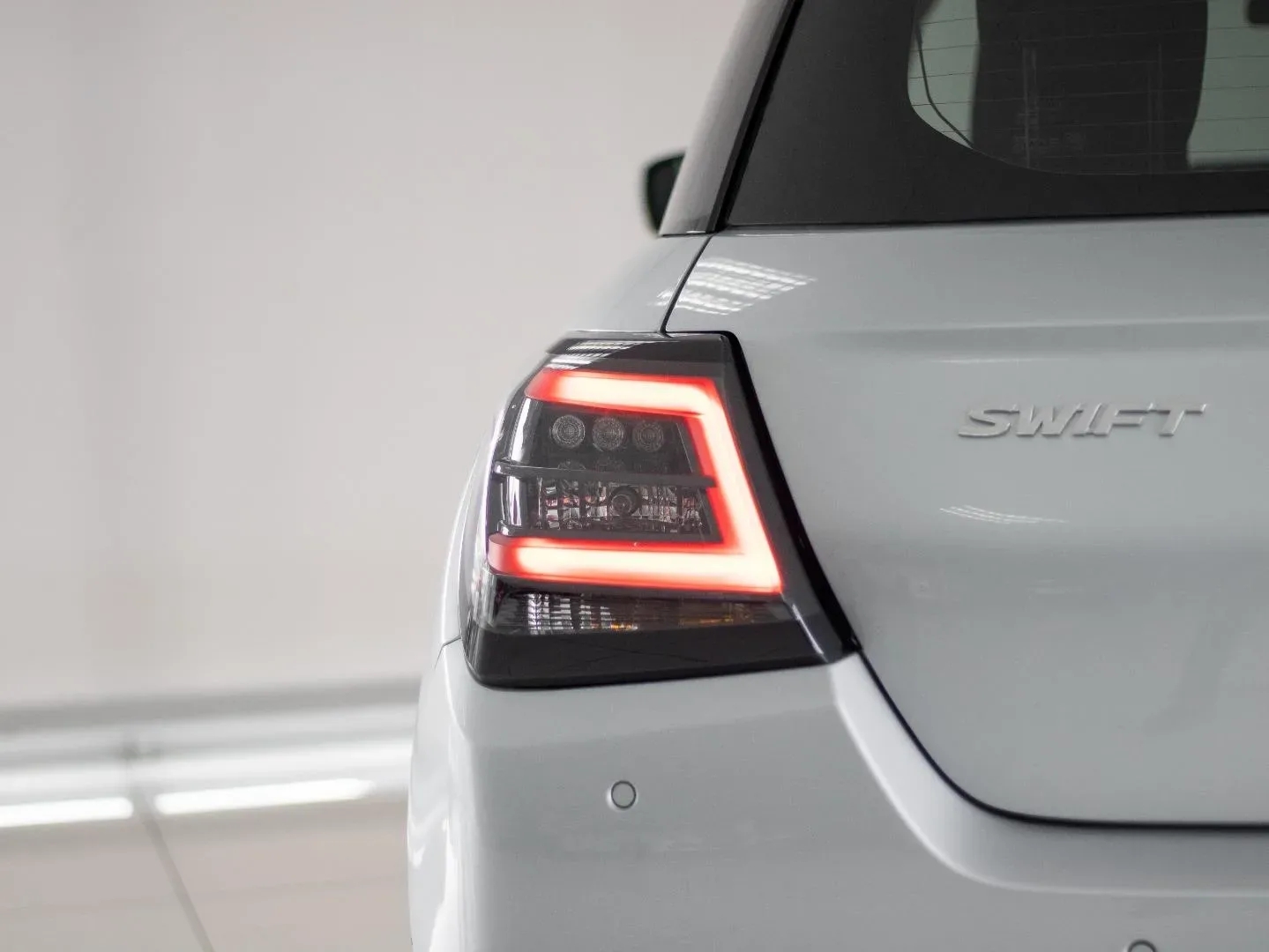 2026 Suzuki Swift GL MT - Image 5