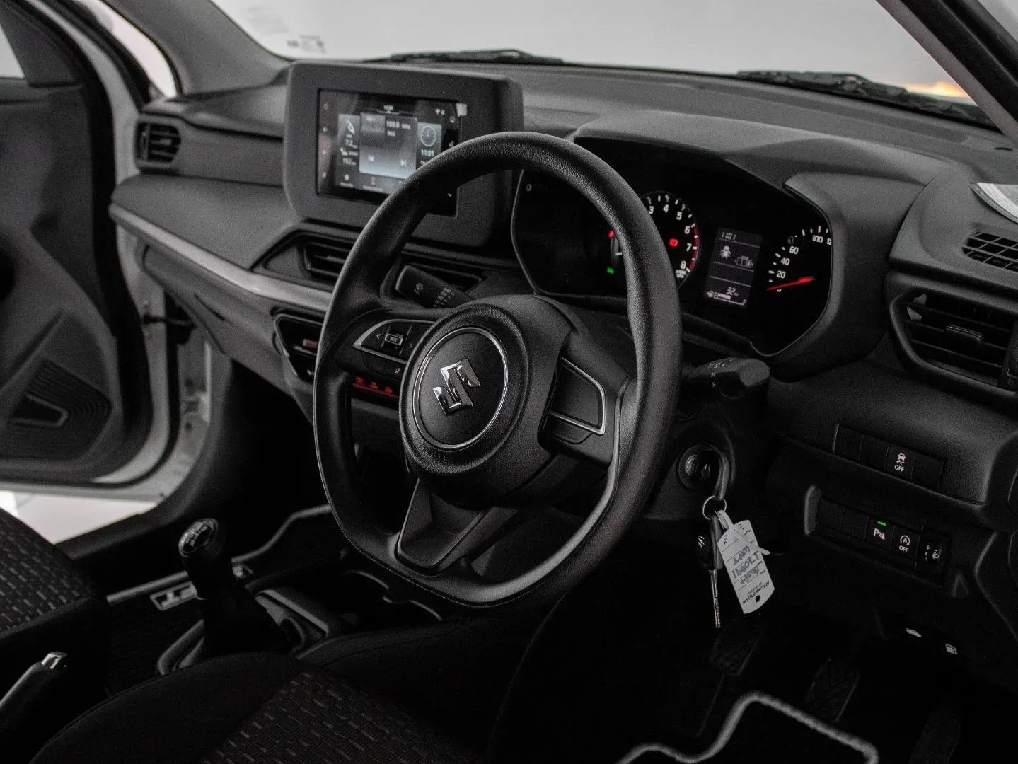2026 Suzuki Swift GL+ MT - Image 11