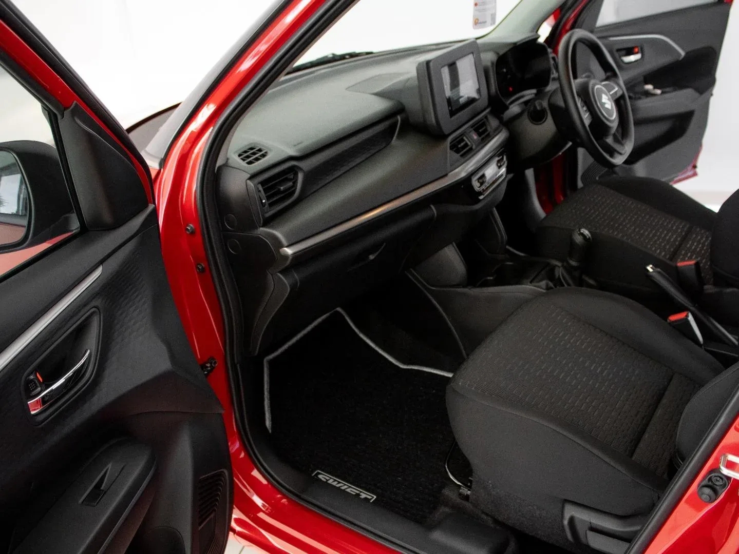 2026 Suzuki Swift GL+ CVT - Image 12