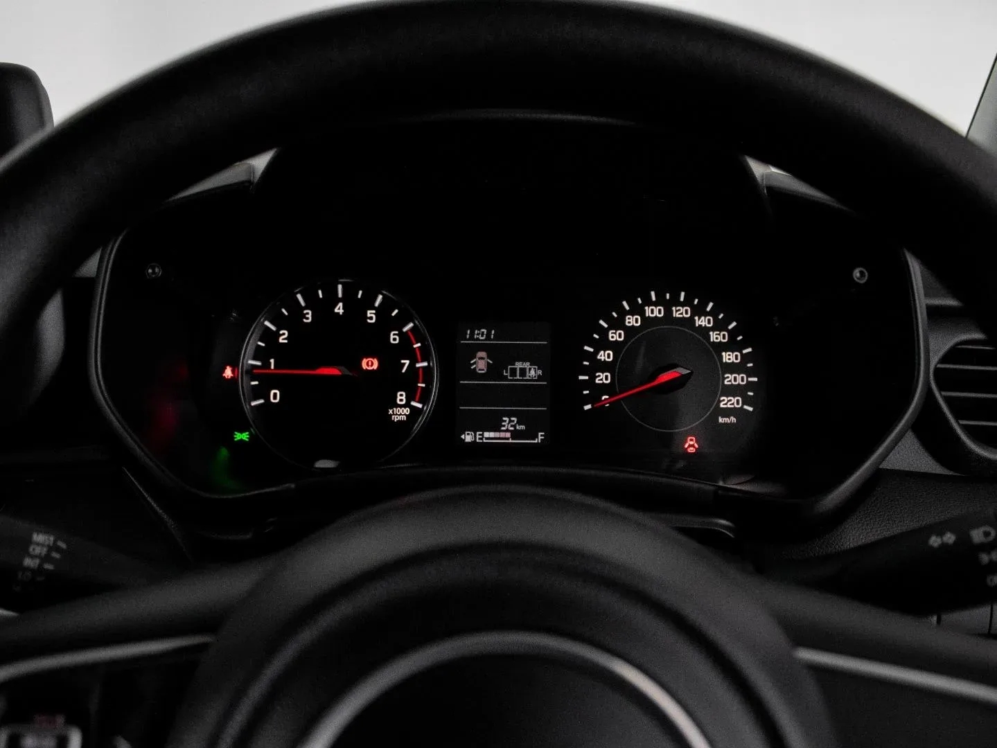 2026 Suzuki Swift GL+ CVT - Image 7