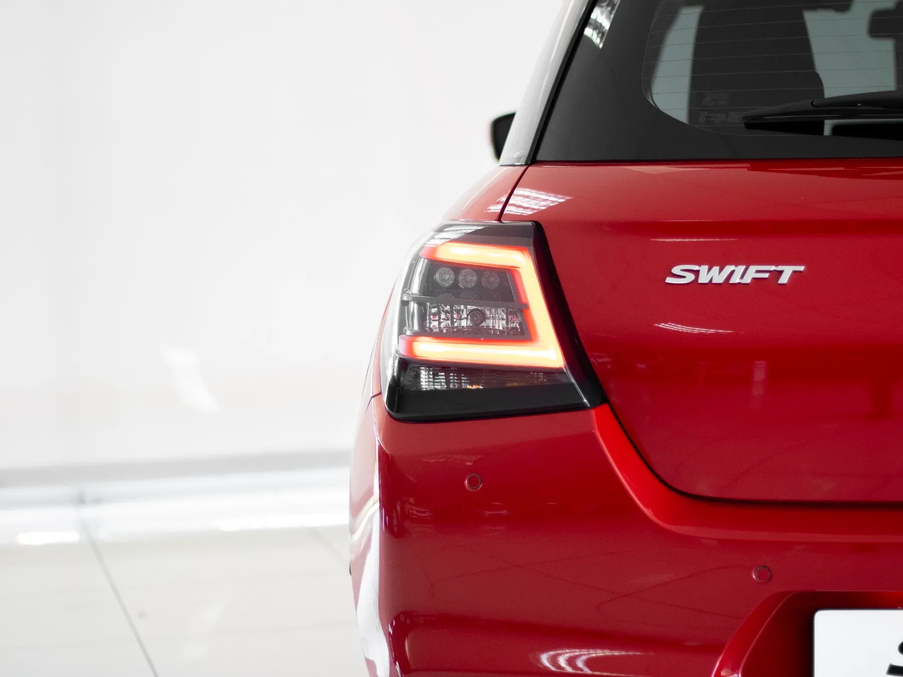 2026 Suzuki Swift GLX MT - Image 4