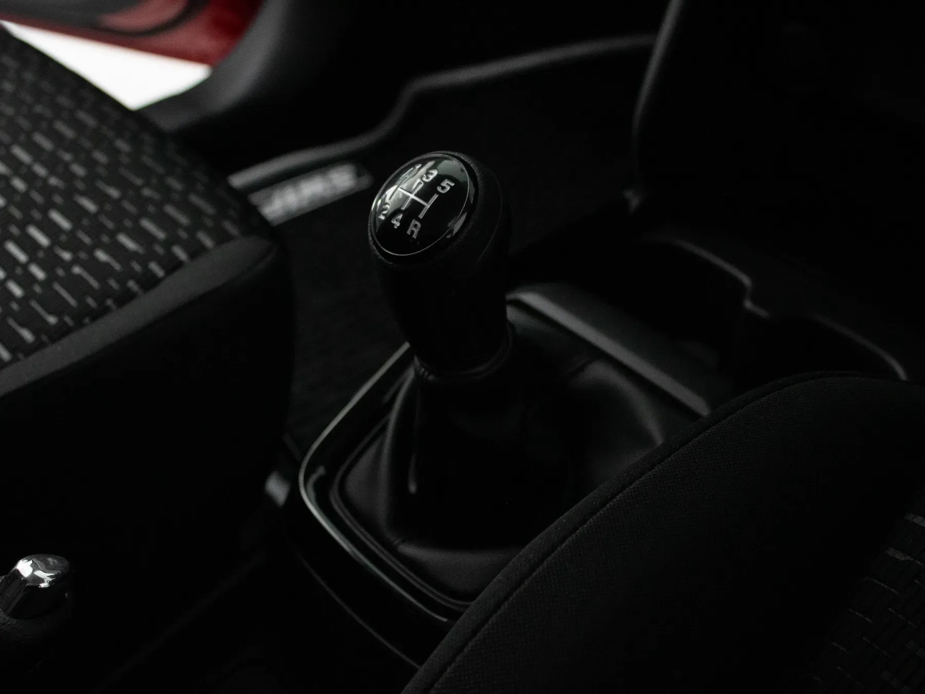 2026 Suzuki Swift GLX CVT - Image 15