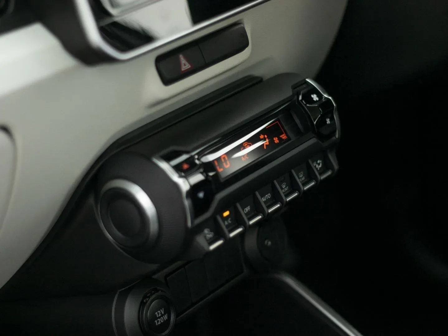 2026 Suzuki Ignis GLX MT - Image 7