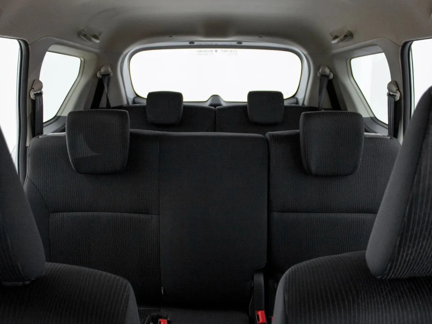 2026 Suzuki Ertiga GA MT - Image 7