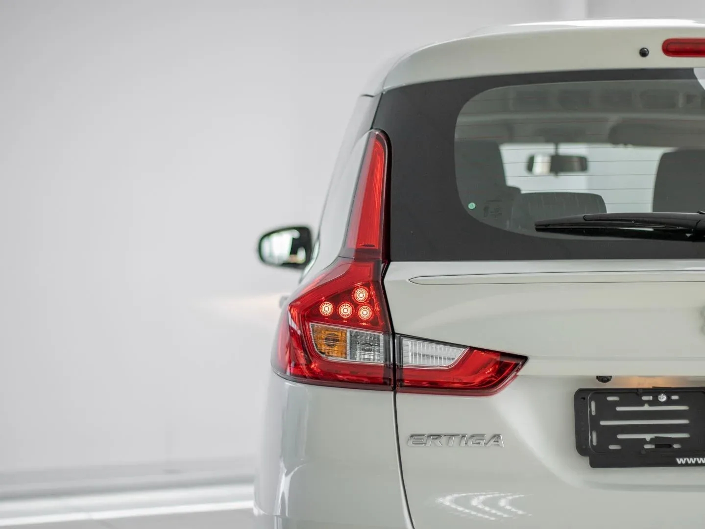 2026 Suzuki Ertiga GL MT - Image 4