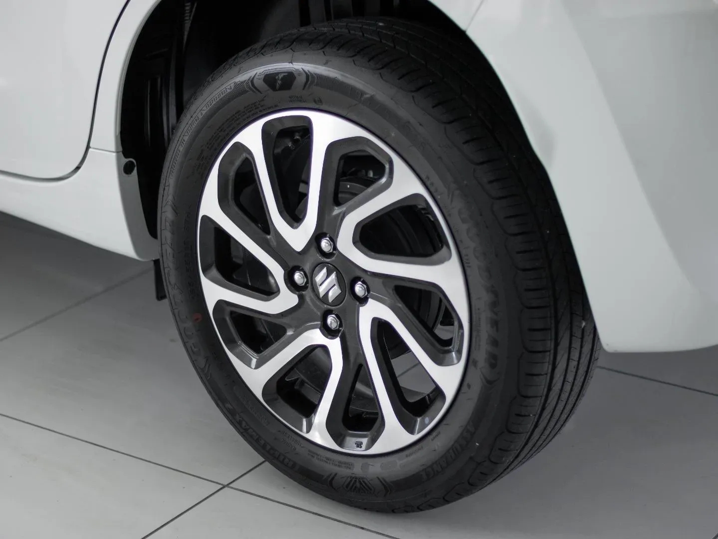 2026 Suzuki Baleno GLX AT - Image 7