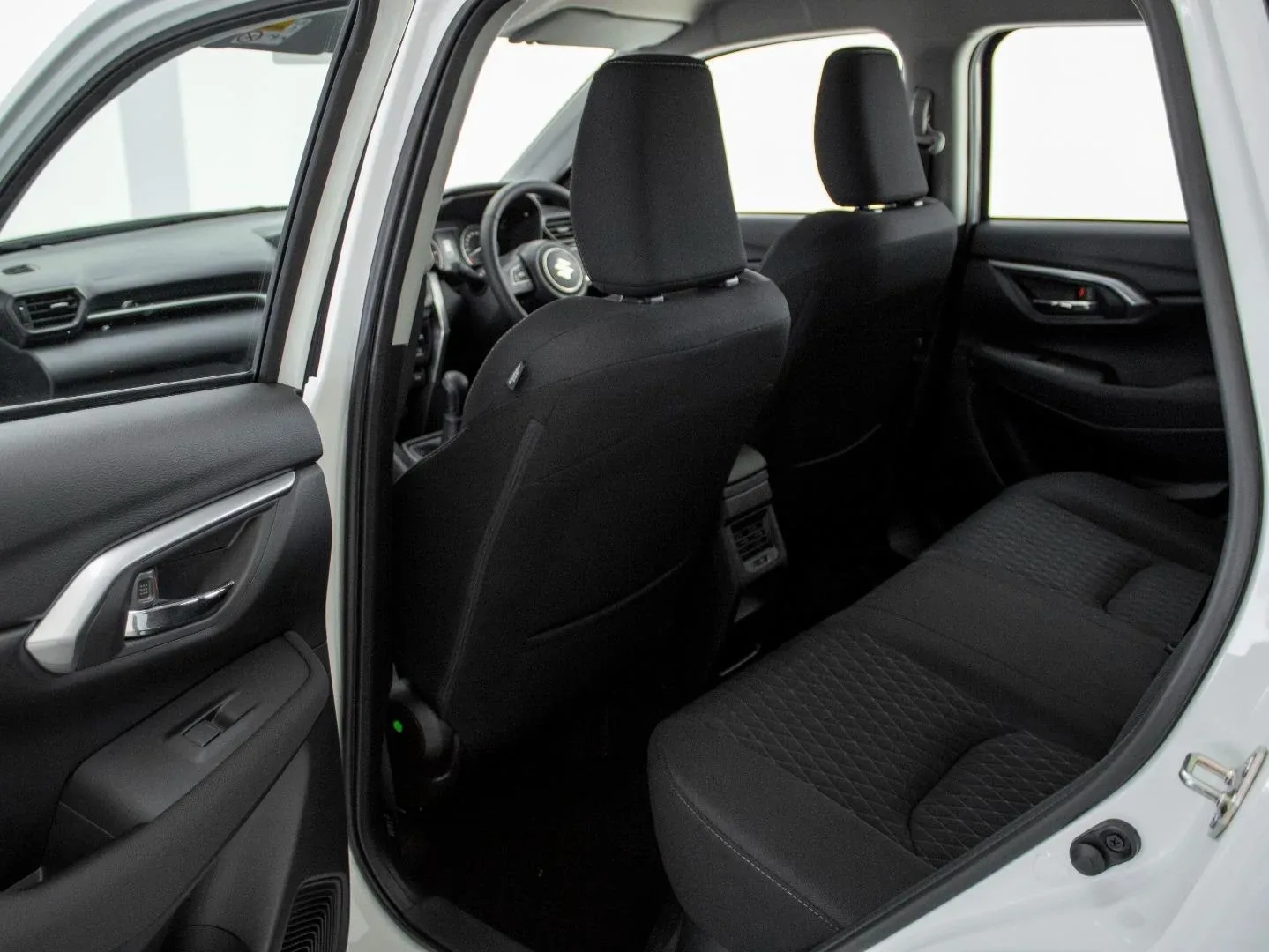 2026 Suzuki Grand Vitara GL MT - Image 7