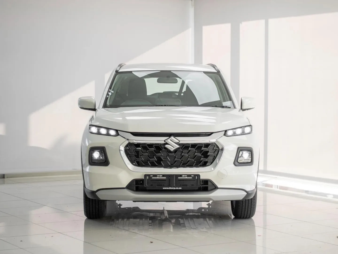 2026 Suzuki Grand Vitara GL AT - Image 2