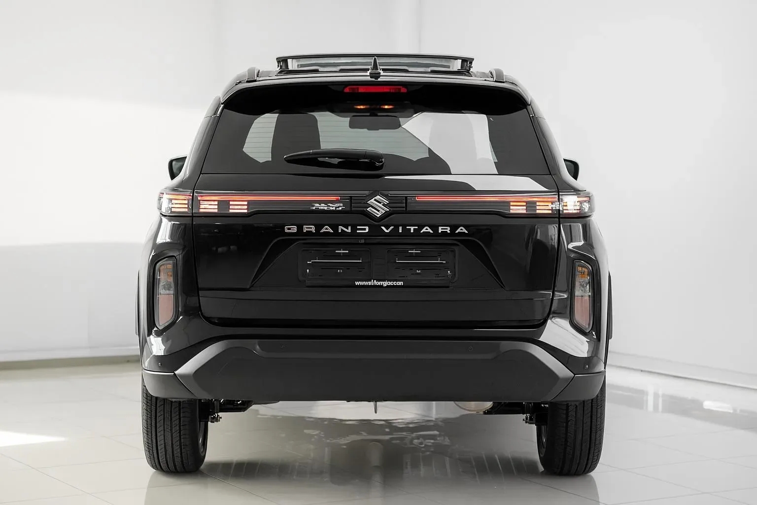 2026 Suzuki Grand Vitara GLX AT - Image 3