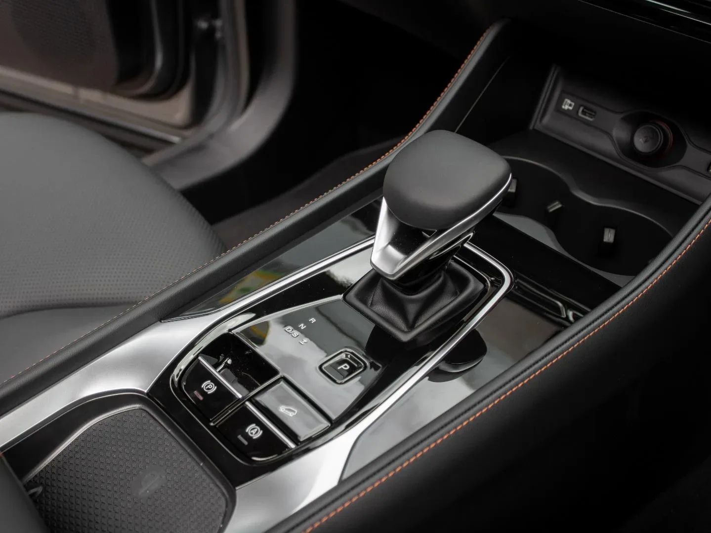 2026 MG HS 1.5 Comfort - Image 10