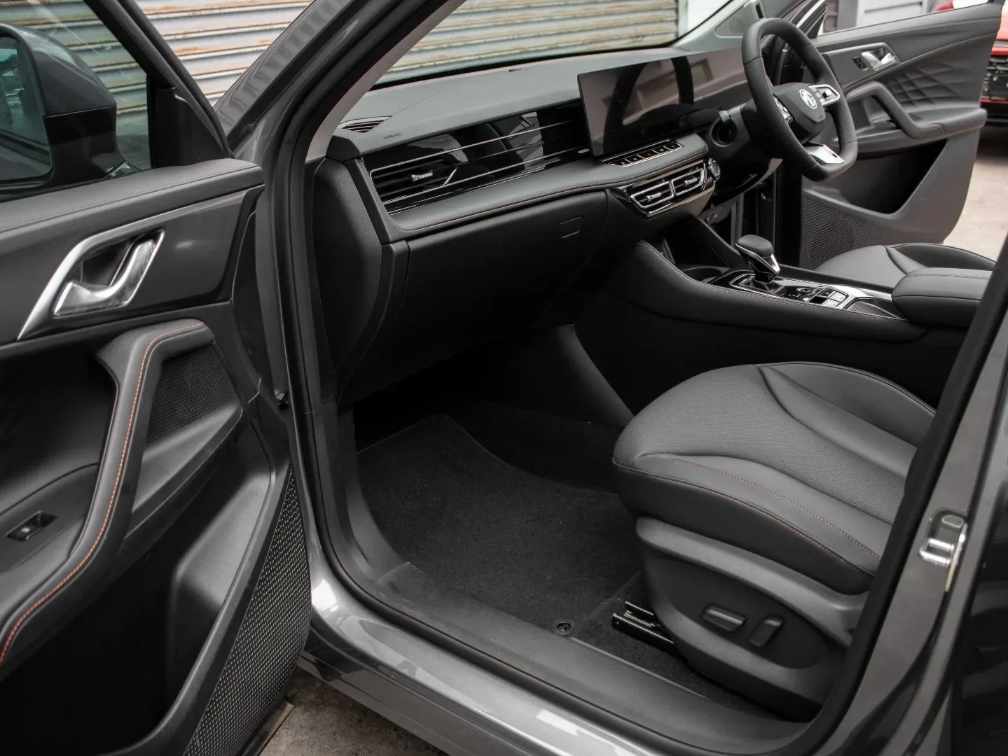 2026 MG HS 2.0 Luxury - Image 19