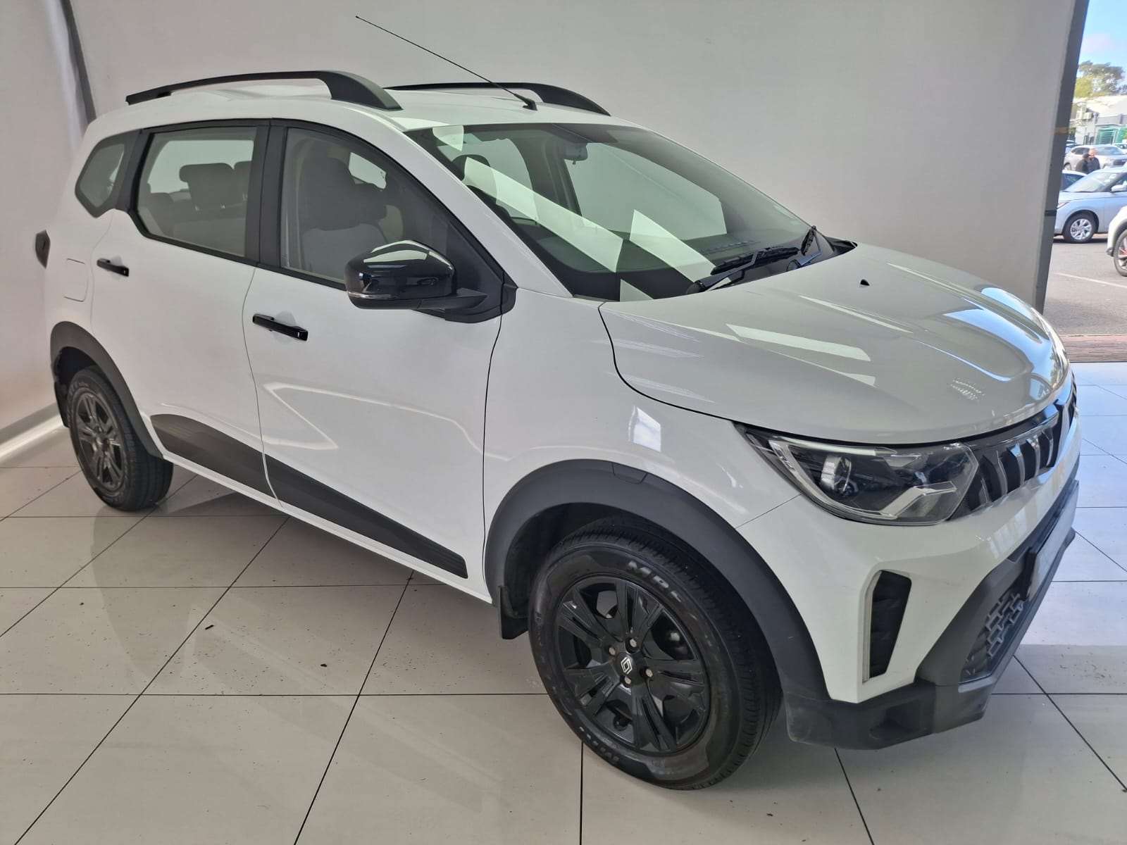 2026 Renault Triber 1.0 - Image 1