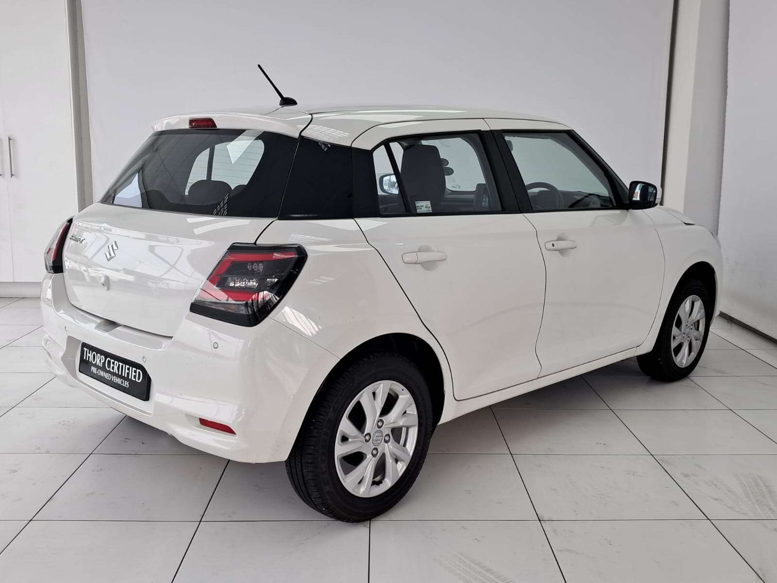 2026 Suzuki Swift 1.2 GL+ 5MT New - Image 4