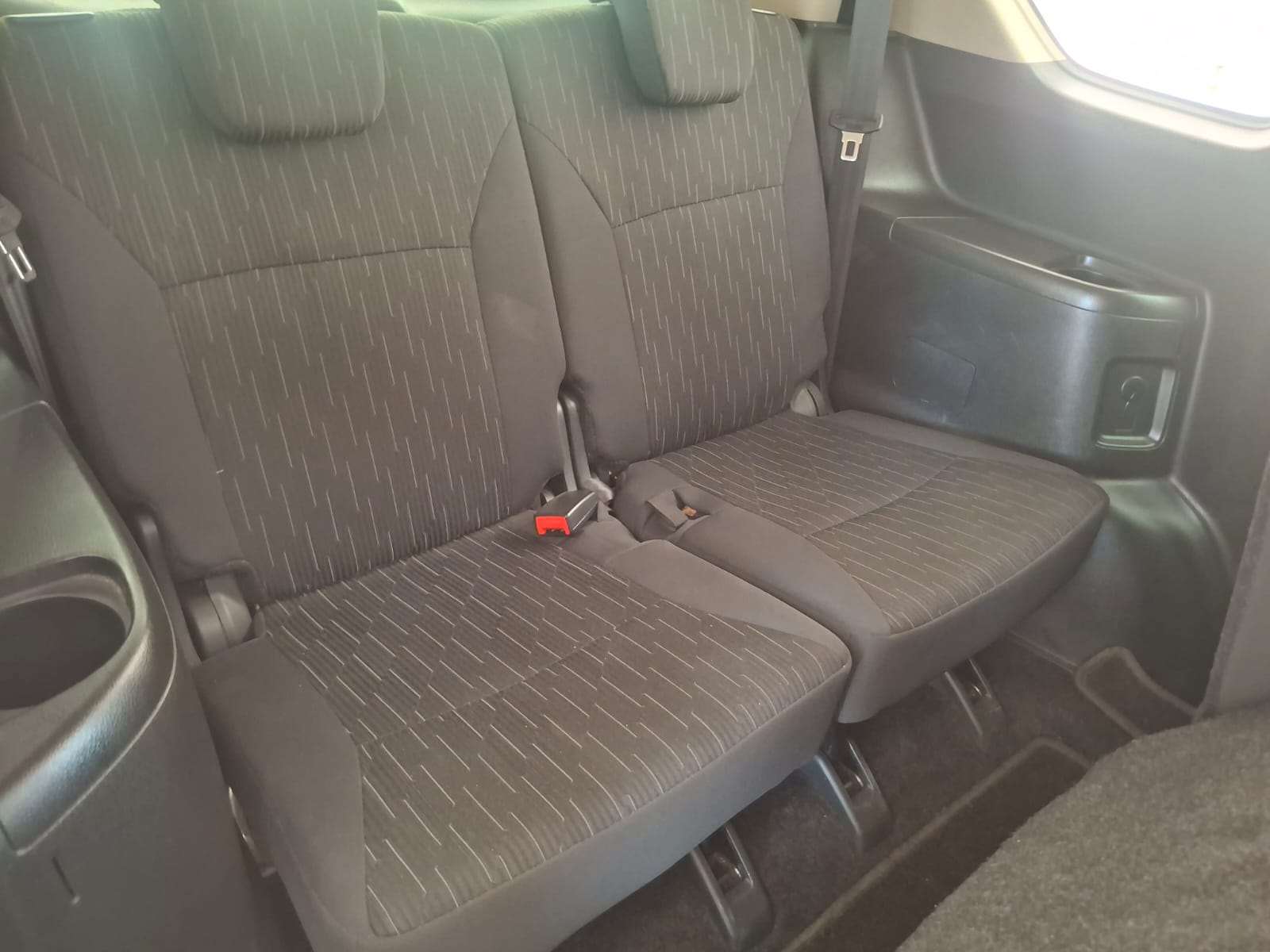 2025 Suzuki Ertiga 1.5 GL MT - Image 11