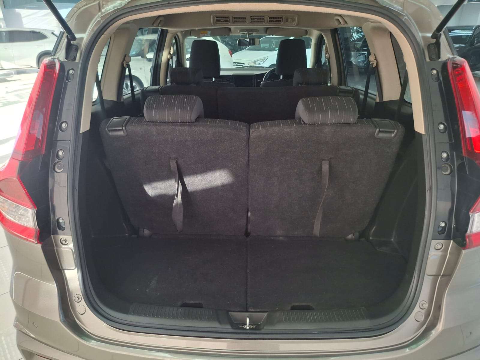 2025 Suzuki Ertiga 1.5 GL MT - Image 9