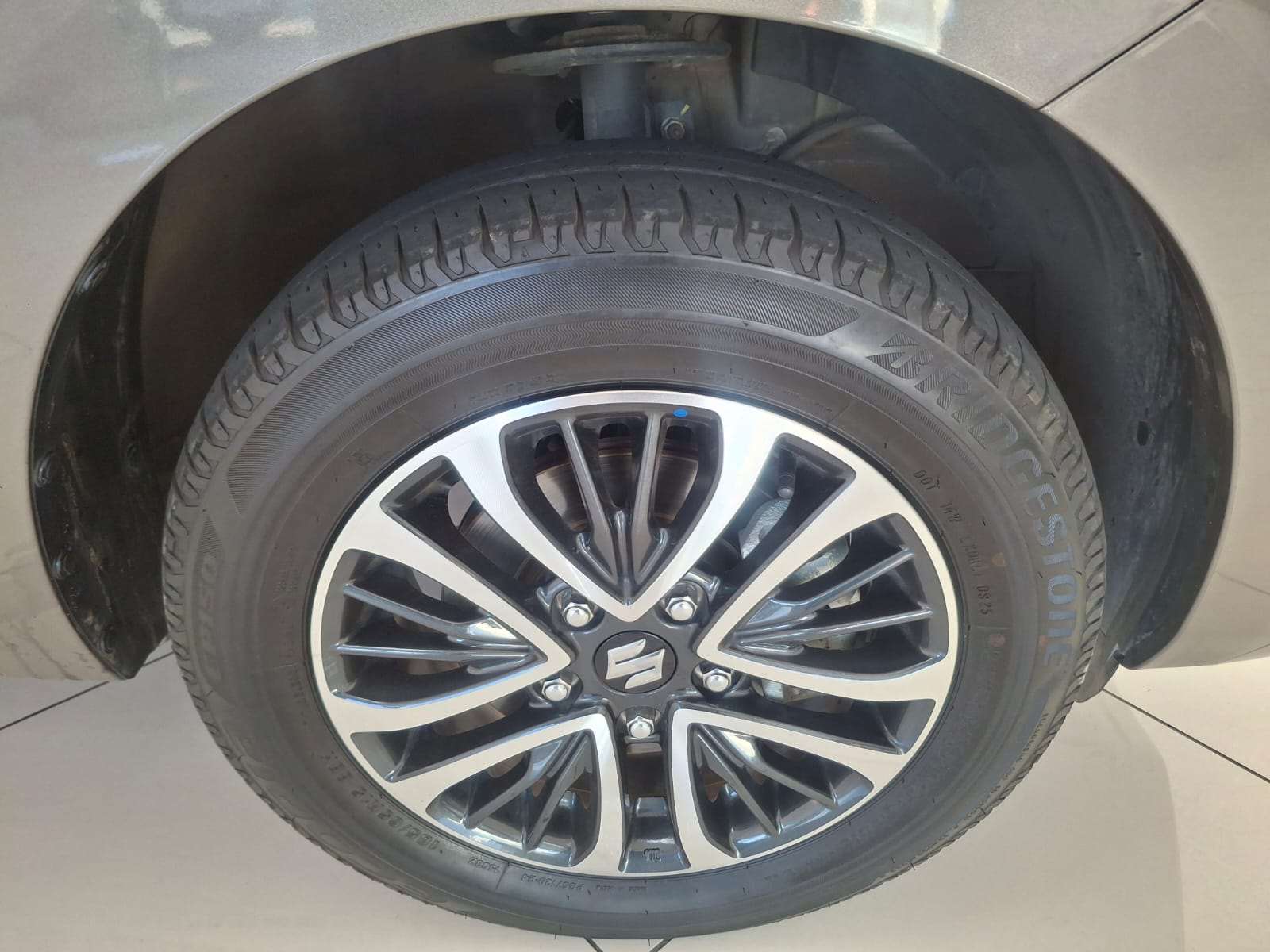 2025 Suzuki Ertiga 1.5 GL MT - Image 8